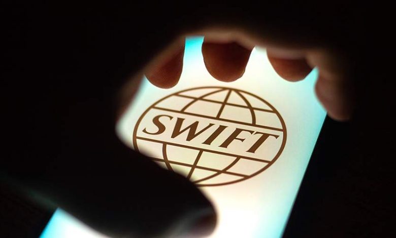 Фото - Эксперт оценил просьбы Польши и Прибалтики отключить больше банков РФ от SWIFT